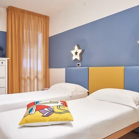 Apartahotel Leopoldo 4*
