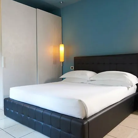 Leopoldo Apartahotel 3*