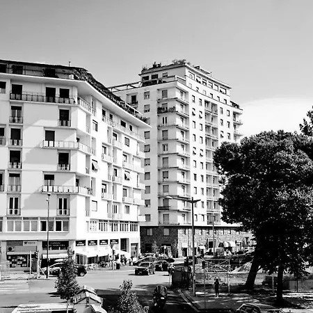 Leopoldo Apartahotel 3*