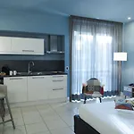 Leopoldo Aparthotel 4*