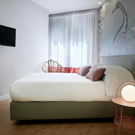 Leopoldo Aparthotel 4*